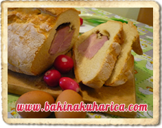 uskrsna šunka u kruhu